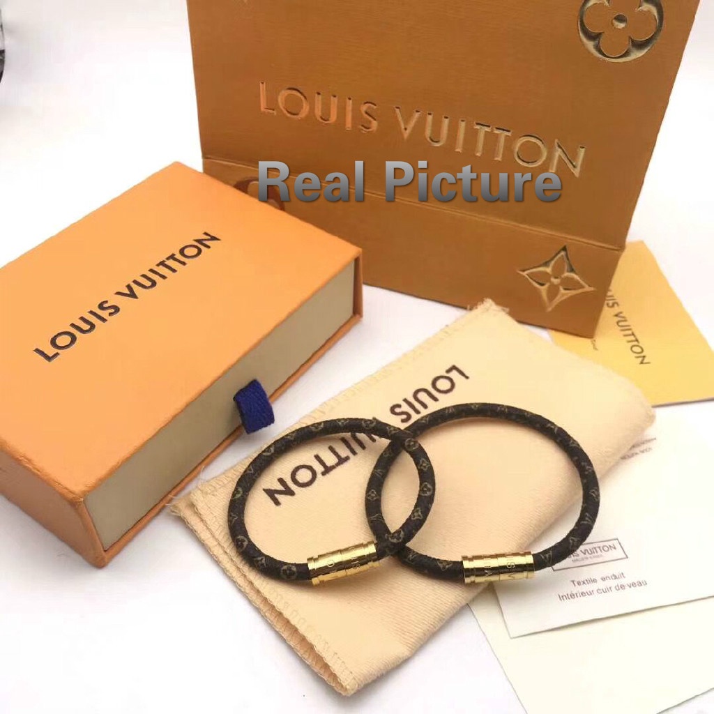 Las mejores ofertas en Chapado en Oro Amarillo Louis Vuitton Pulseras de  Moda