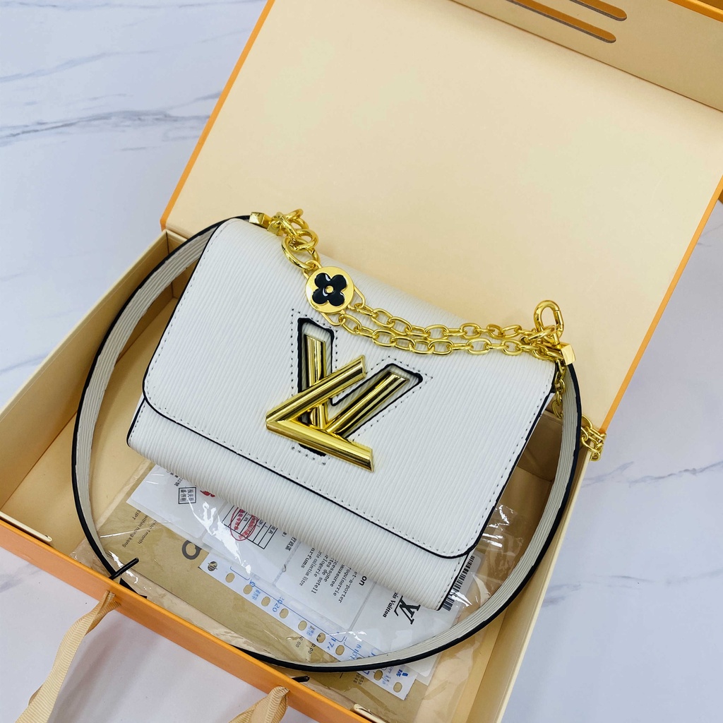 Bolso de hombro Louis Vuitton negro cuero EPI twist PM
